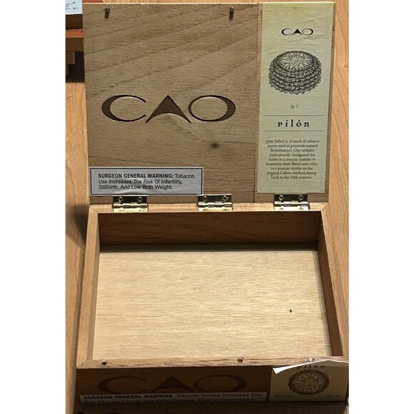 Cao Pilon Robusto Empty Wooden Cigar Box 8.75x6x2 - Picture 3 of 6